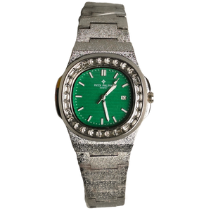 Patek_Philippe_Nautilus_ Green_Dial_ice_doted-3