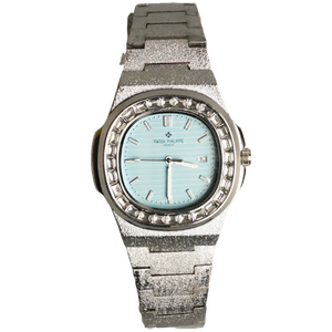 Patek_Philippe_Nautilus_ice_doted